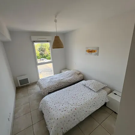 Familial A 800 M De La ! Apartment