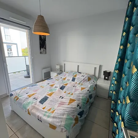 Apartment Familial A 800 M De La !
